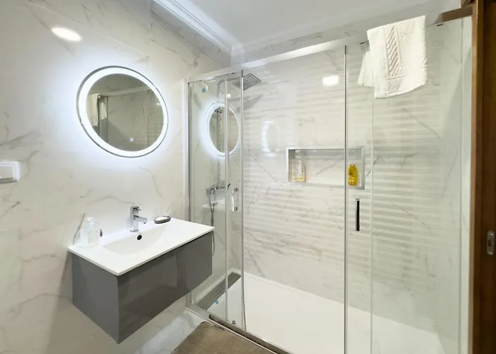 North דירה נאזרה